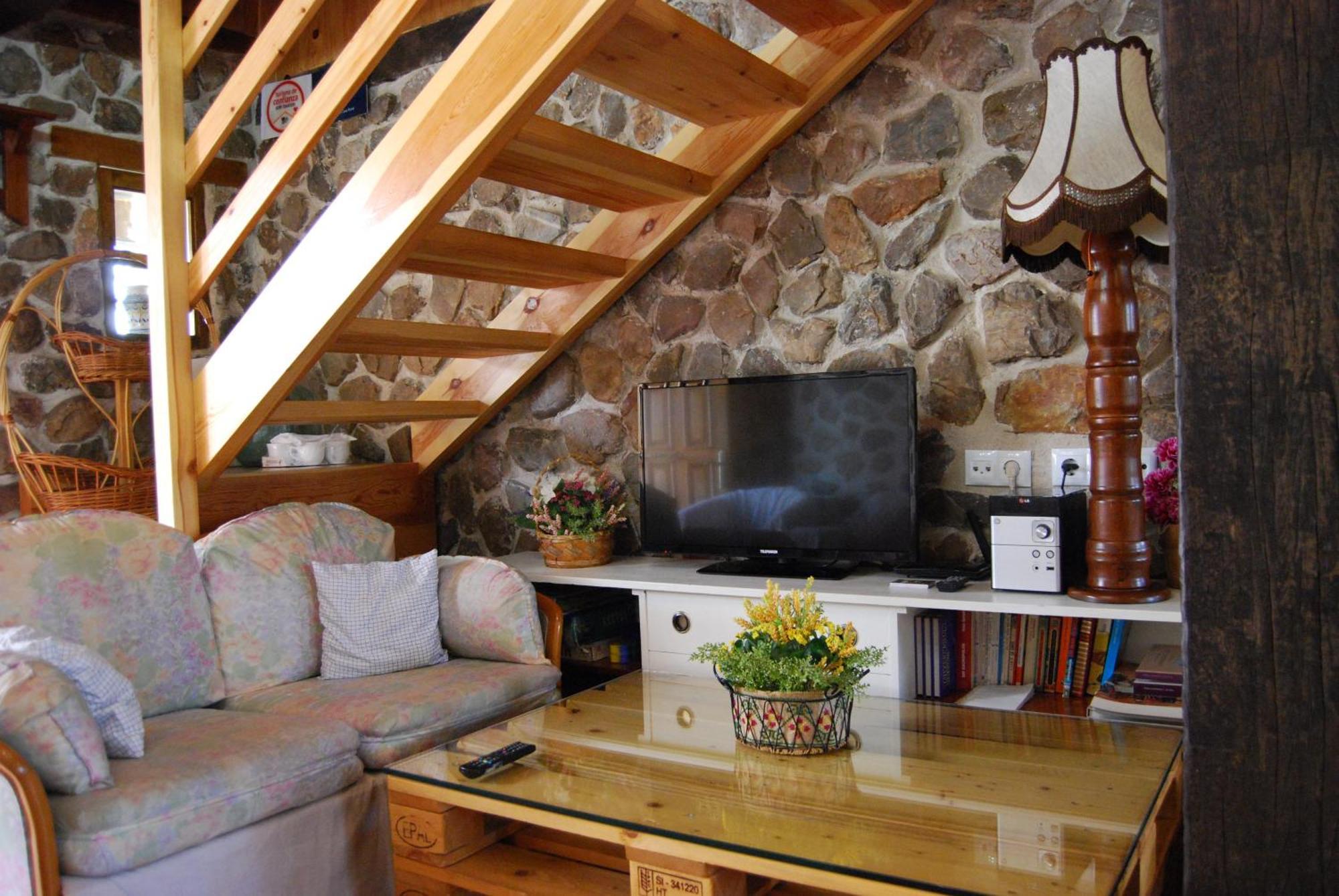 Maello Arroyo Milano Casa Rural מראה חיצוני תמונה
